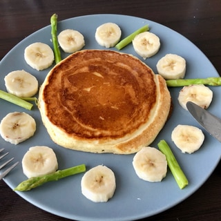 カフェ風♡バナナとアスパラガスのパンケーキ